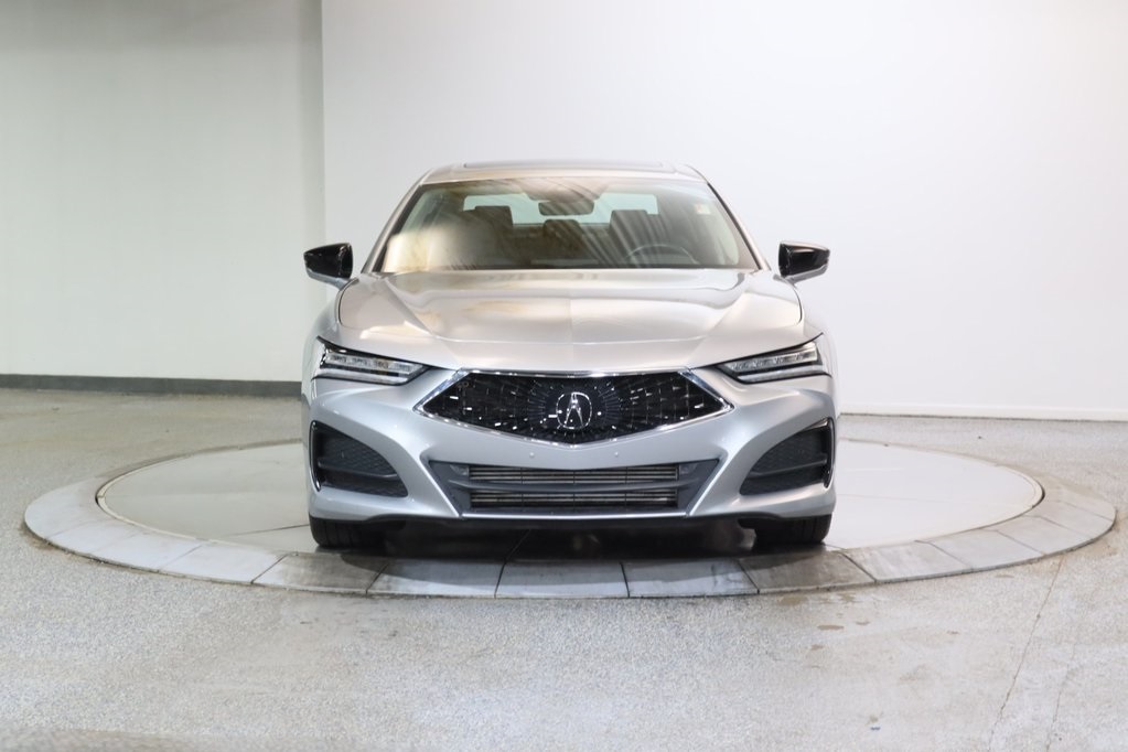 Vehicle image 2 of 28