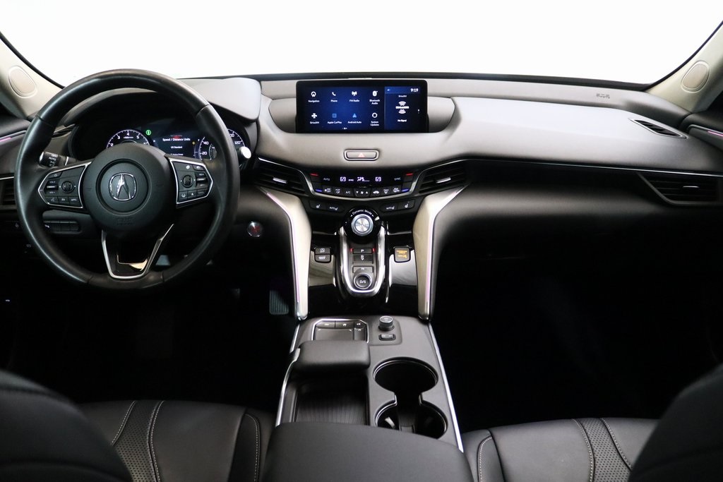 Vehicle image 16 of 27