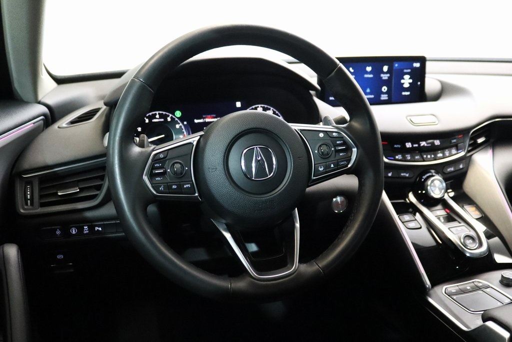 Vehicle image 12 of 27