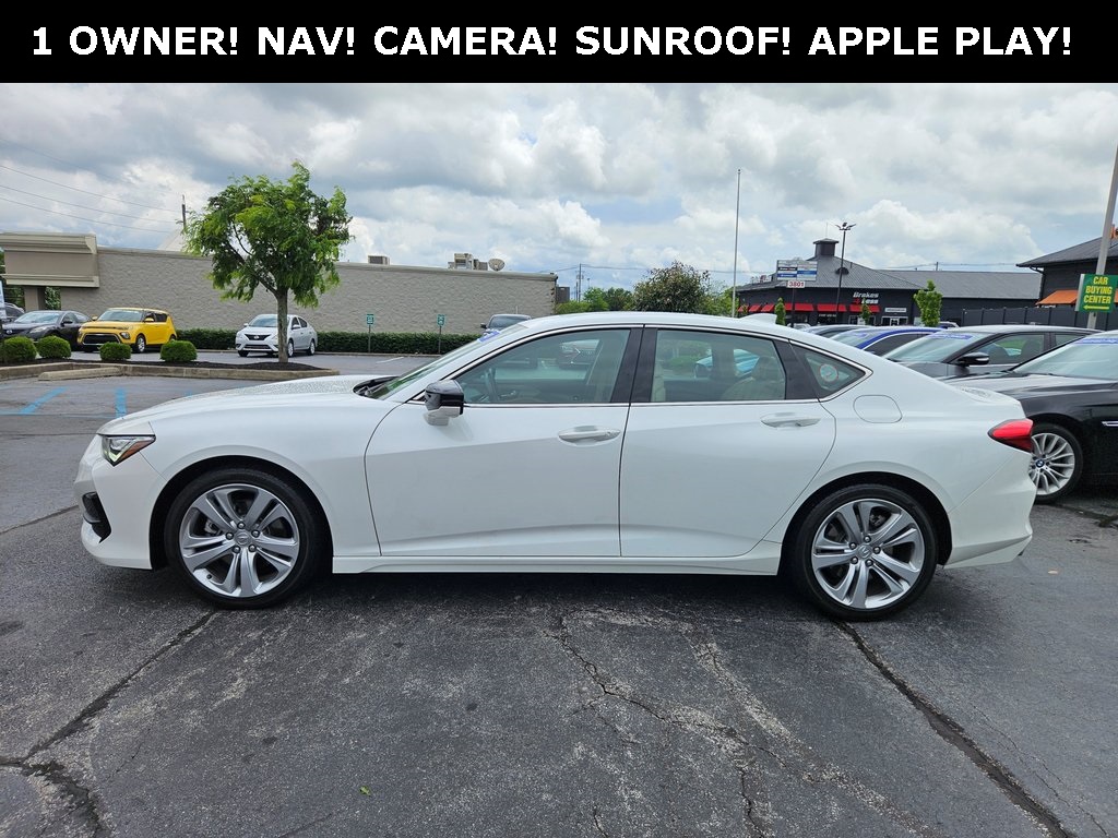 Vehicle image 10 of 35