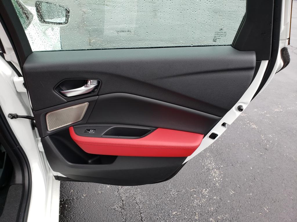 Vehicle image 16 of 27