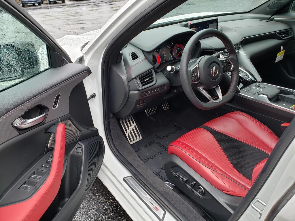 Vehicle image 9 of 27