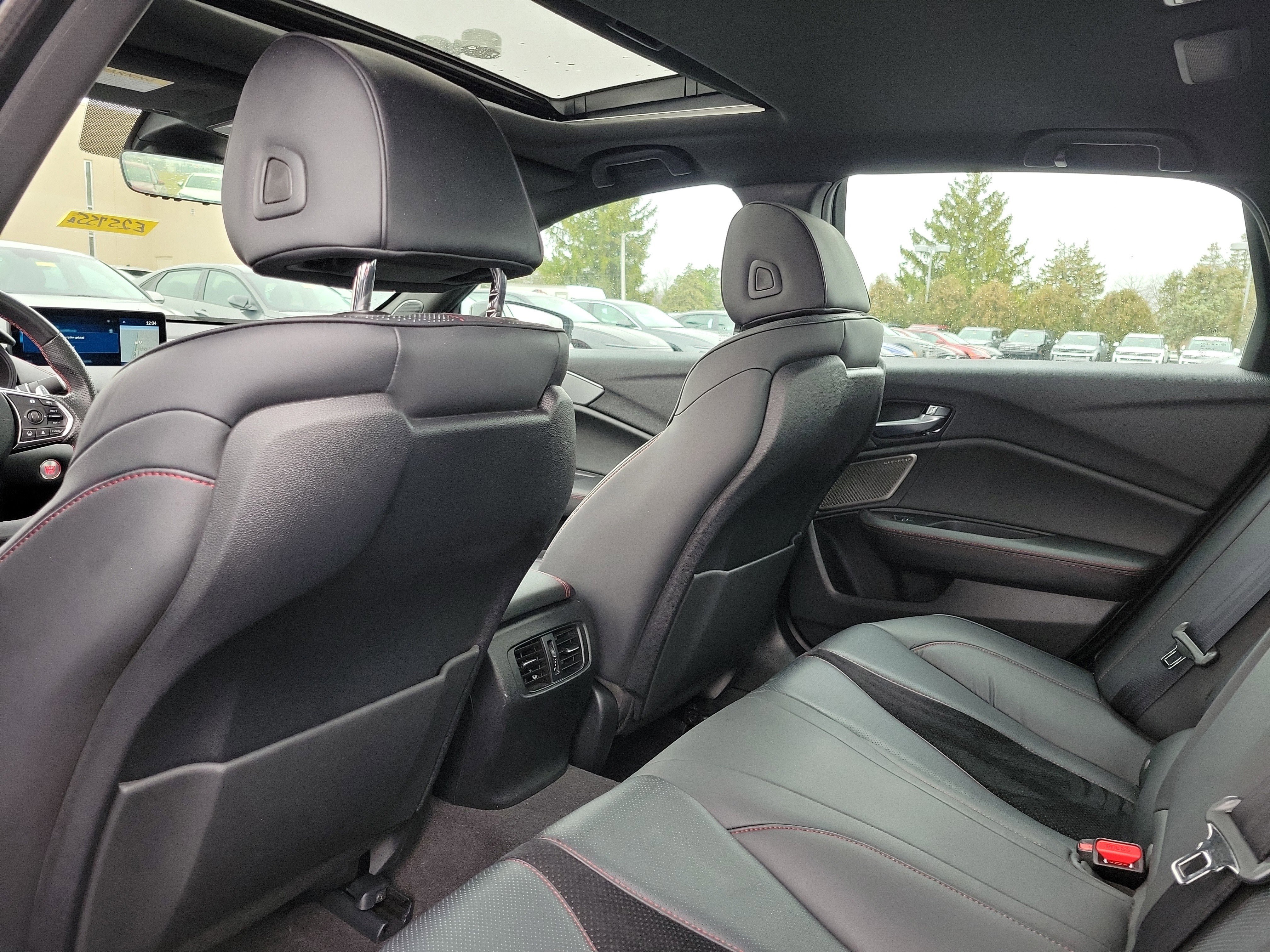 2023 Acura TLX Type S Image 8 of 30