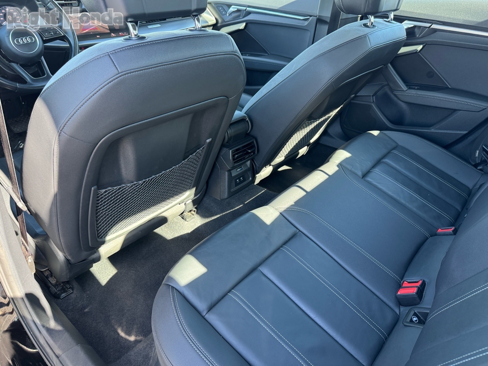 Vehicle image 12 of 31