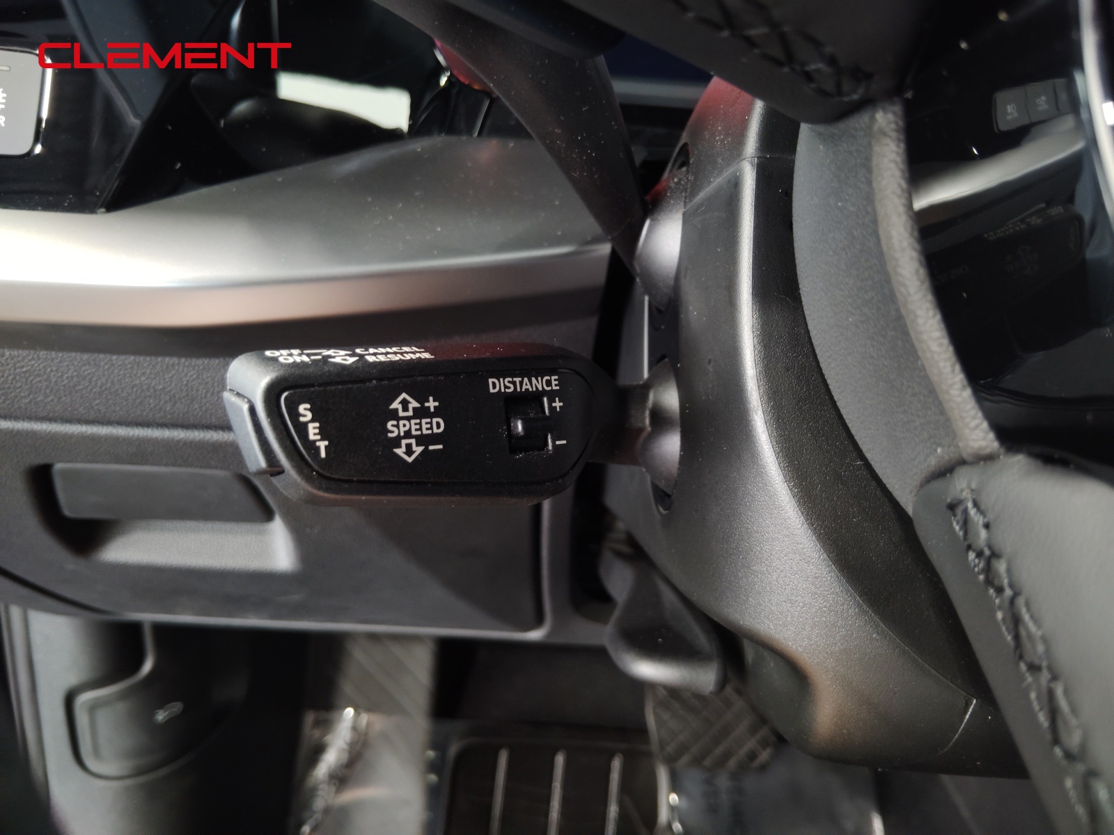 Vehicle image 15 of 59