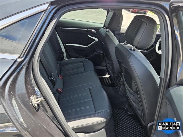 Vehicle image 16 of 42