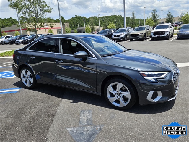 Vehicle image 6 of 42