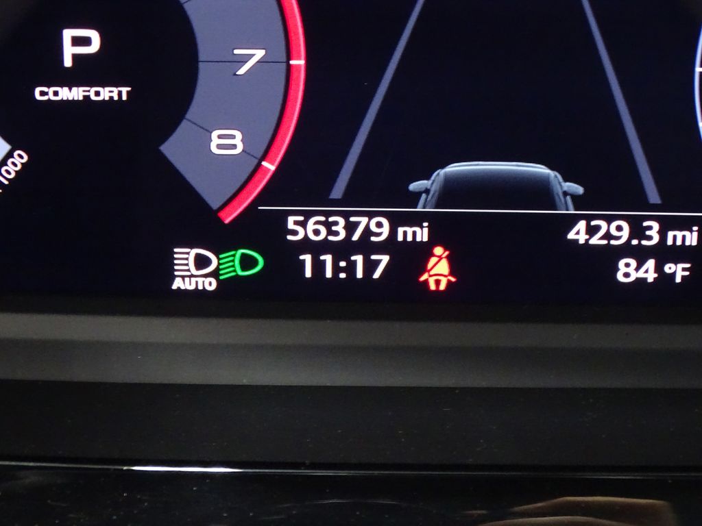 Vehicle image 19 of 44