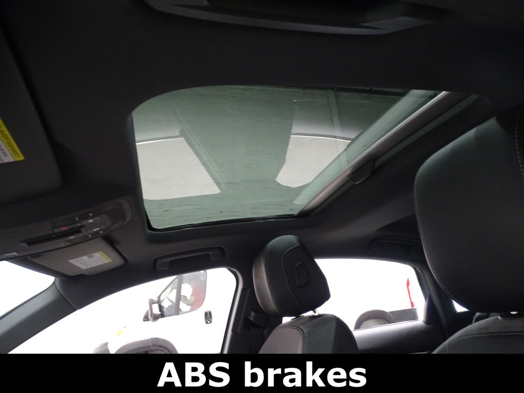 Vehicle image 44 of 44