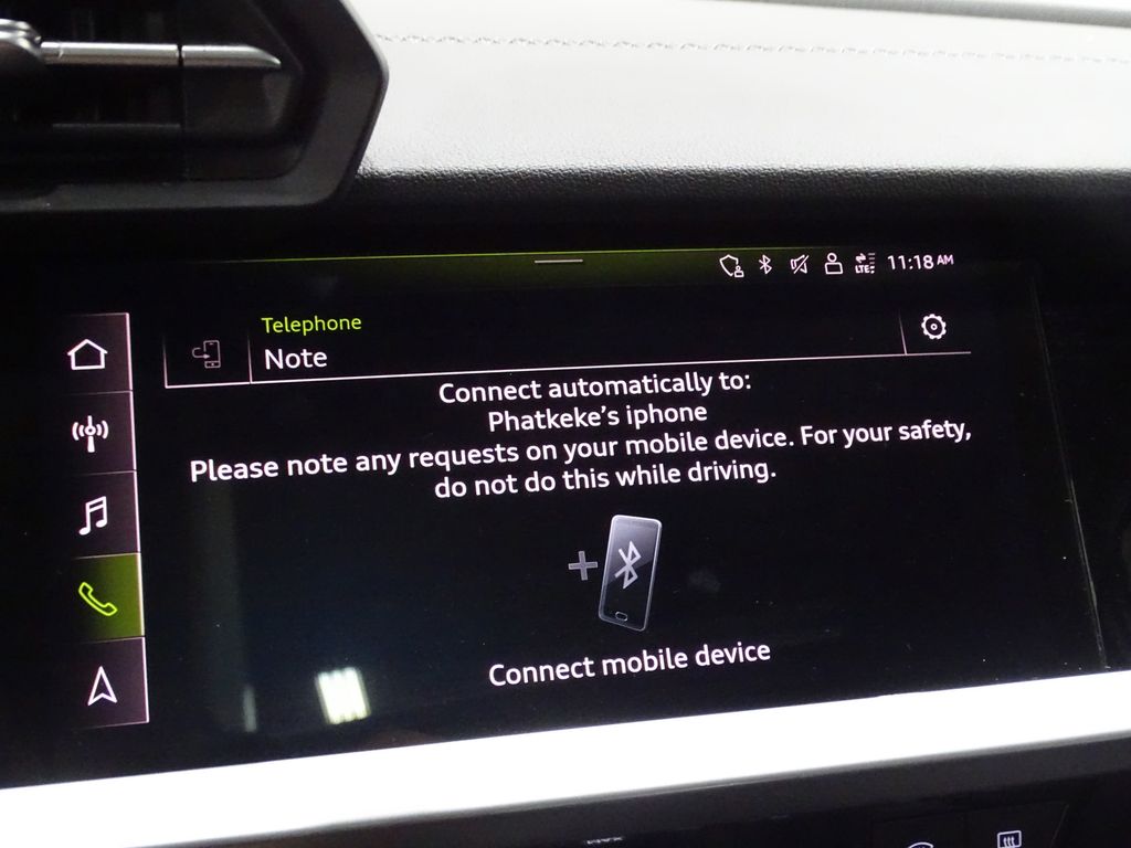 Vehicle image 23 of 44