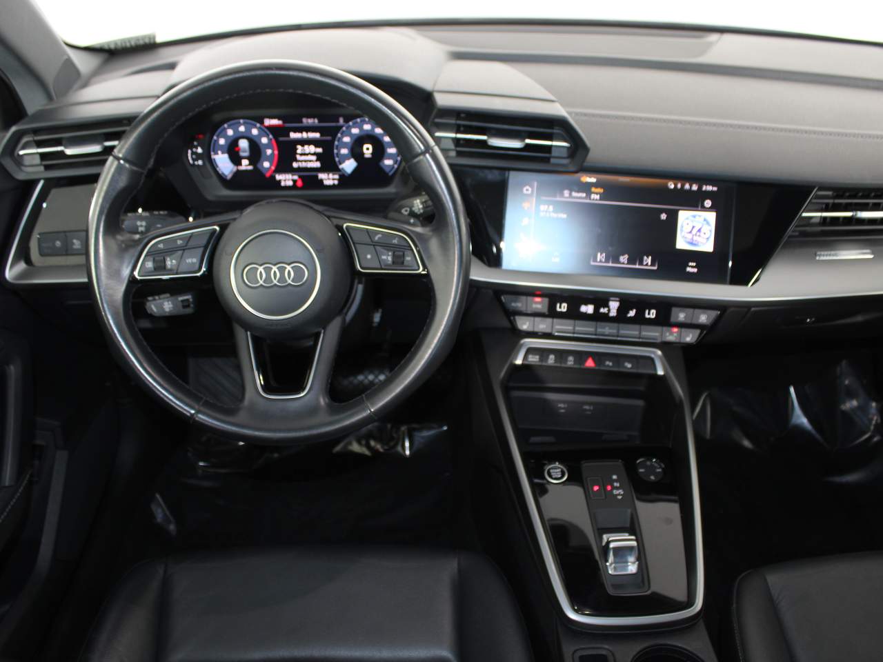 Vehicle image 12 of 17