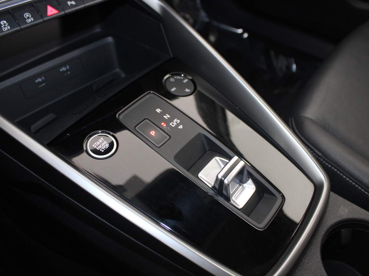 Vehicle image 17 of 17