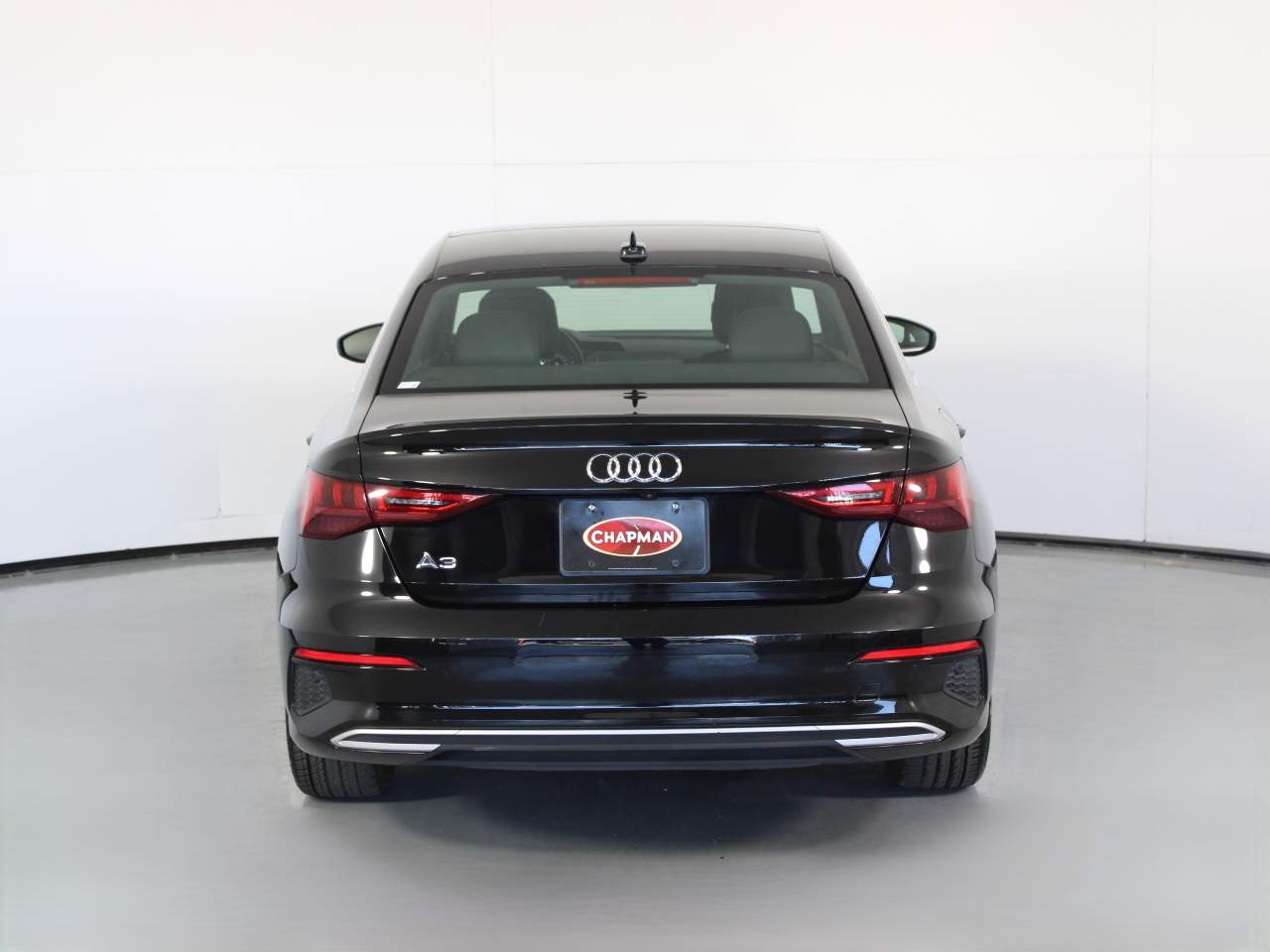 Vehicle image 5 of 17