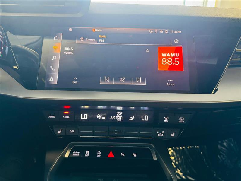 Vehicle image 22 of 27