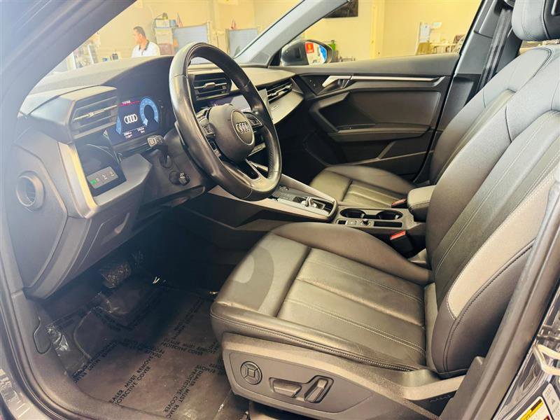 Vehicle image 27 of 27