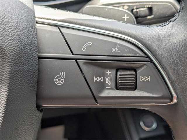 Vehicle image 27 of 35