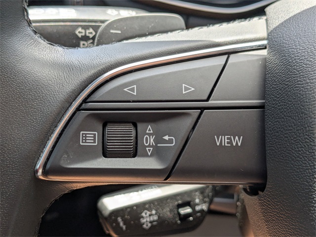 Vehicle image 26 of 35