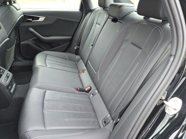 Vehicle image 20 of 50