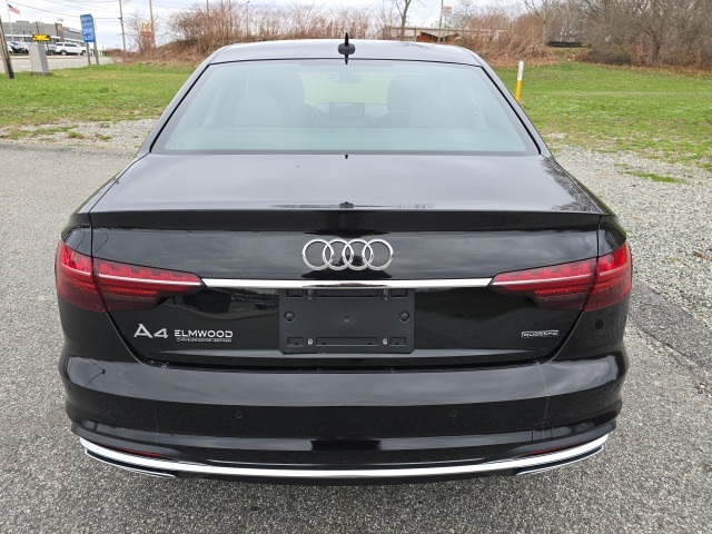 Vehicle image 8 of 50