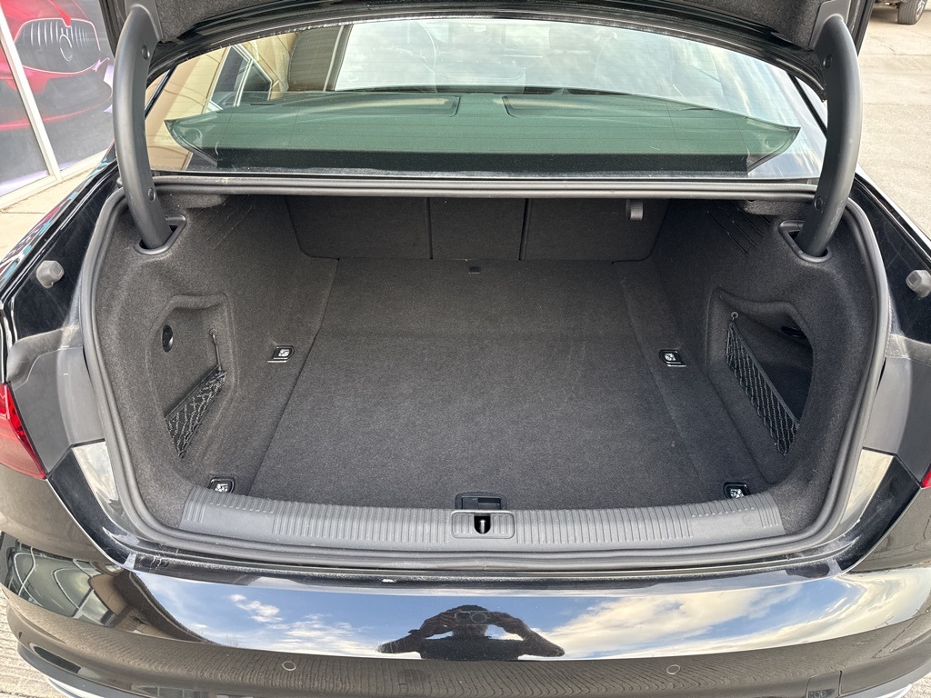 Vehicle image 23 of 23