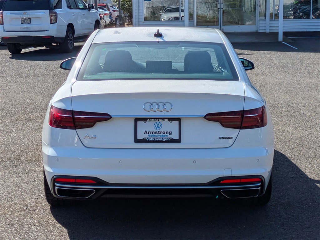 Vehicle image 7 of 39
