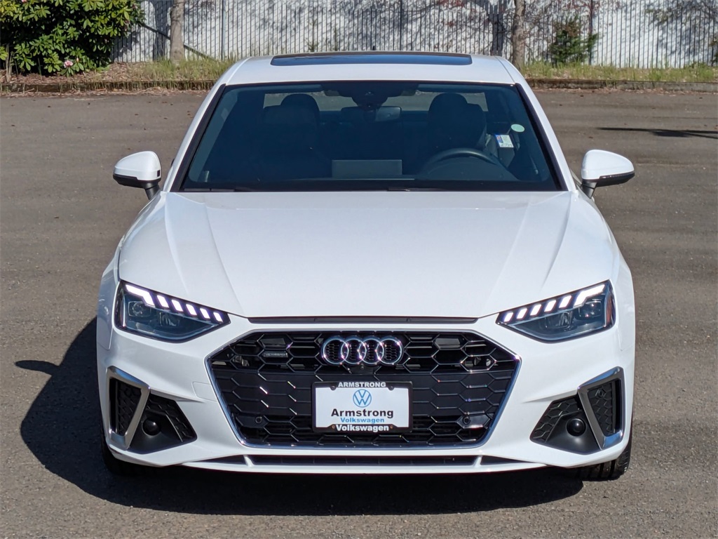 Vehicle image 3 of 39
