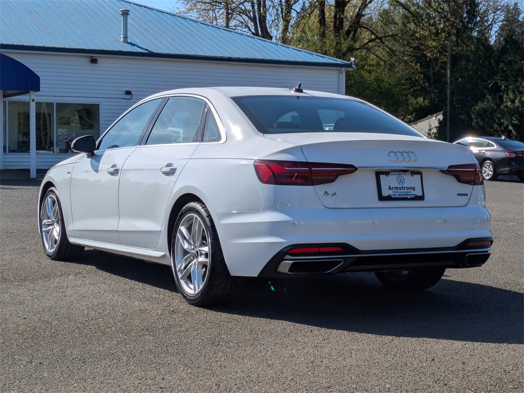 Vehicle image 8 of 39