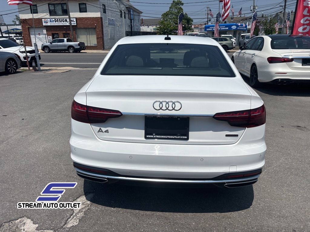 Vehicle image 6 of 44