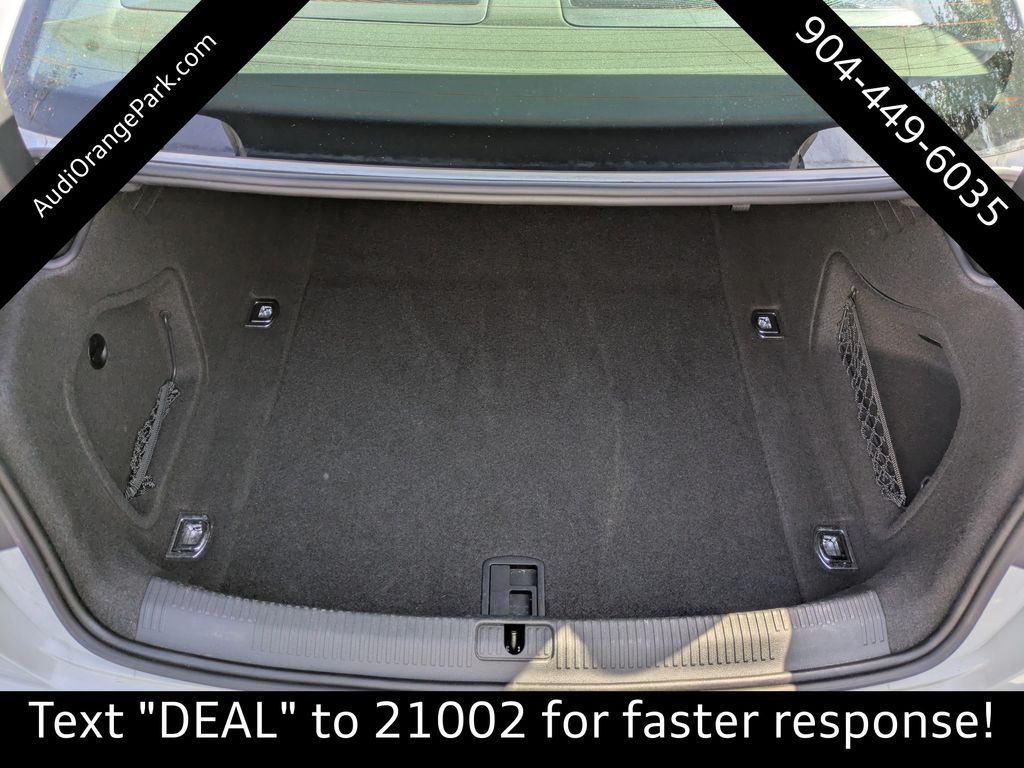 Vehicle image 18 of 40