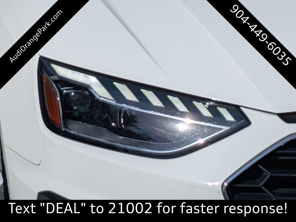 Vehicle image 10 of 40