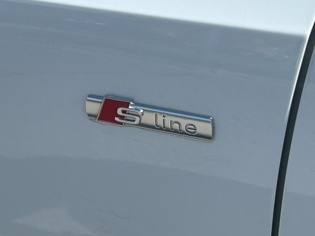 Vehicle image 12 of 37