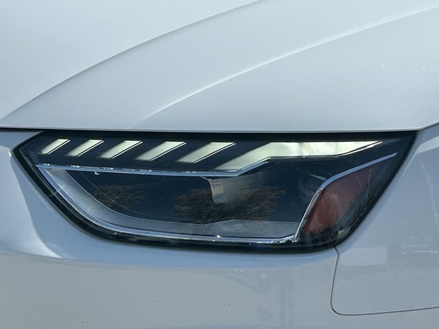 Vehicle image 10 of 37