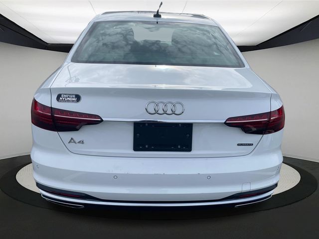 Vehicle image 10 of 34