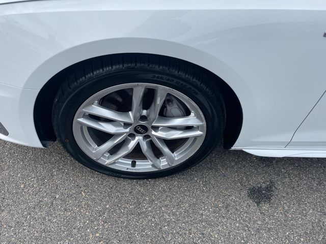 Vehicle image 14 of 34