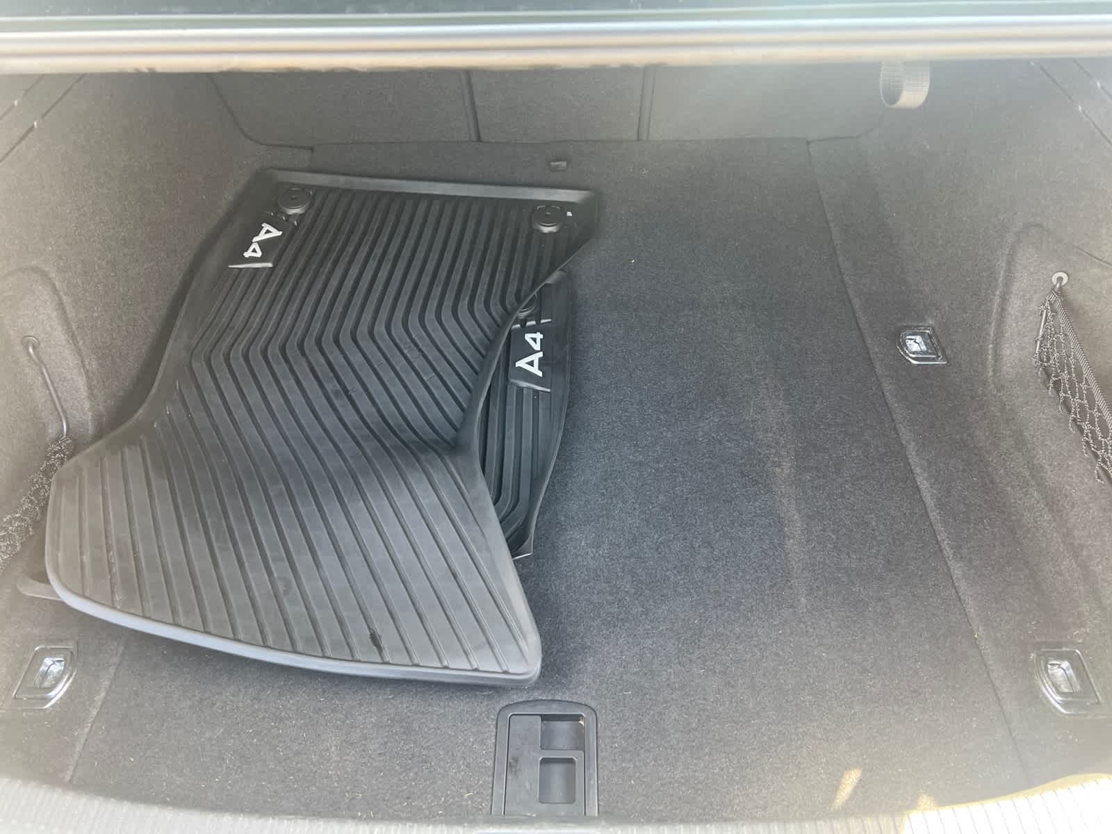 Vehicle image 9 of 22