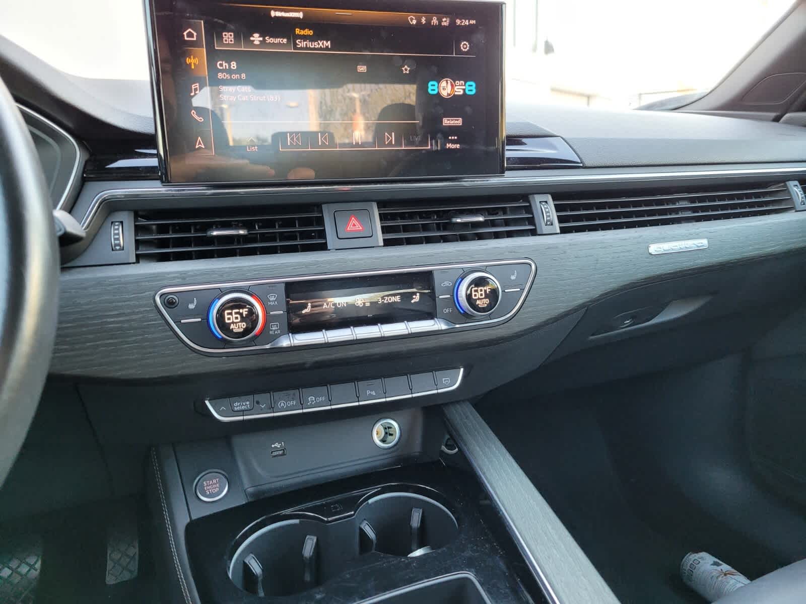 Vehicle image 26 of 36