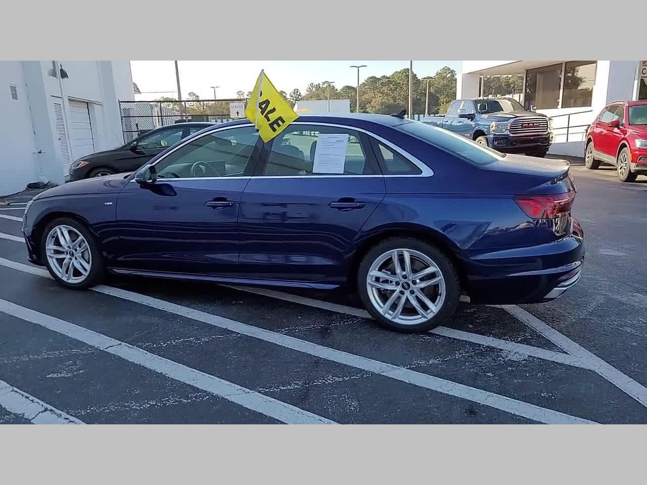 Vehicle image 15 of 36