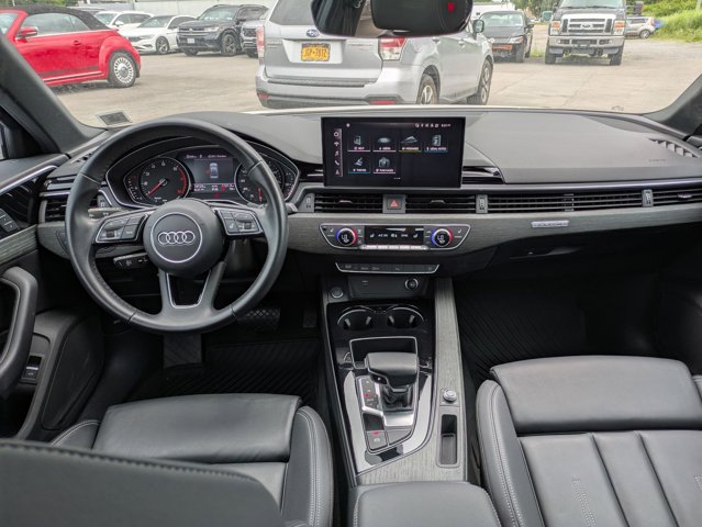 Vehicle image 13 of 26