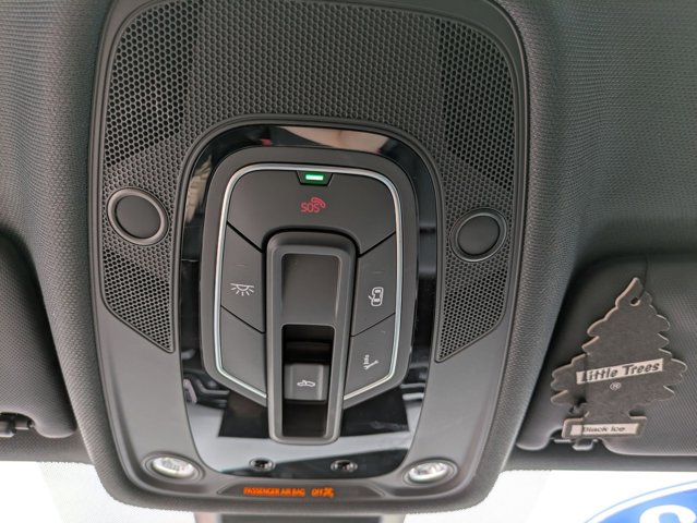Vehicle image 25 of 26
