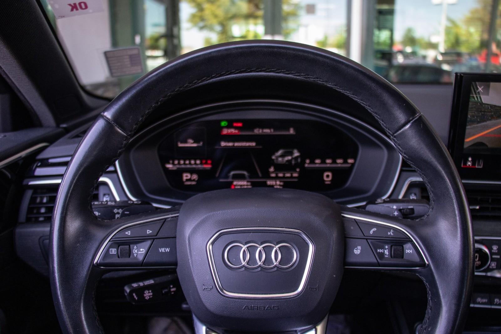 Vehicle image 12 of 23