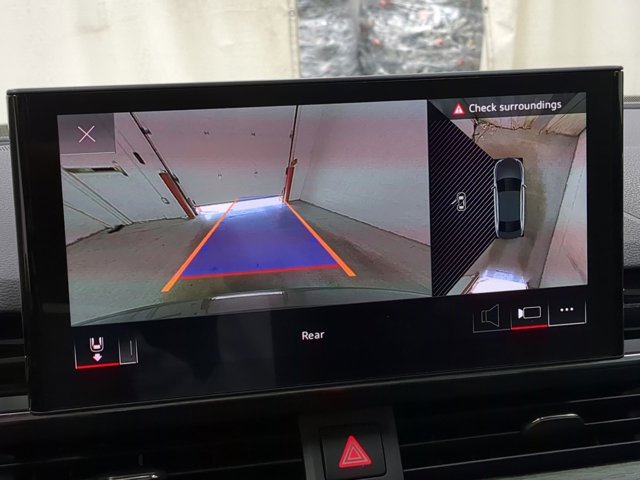 Vehicle image 11 of 22