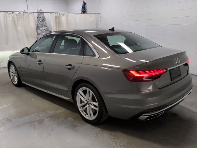 Vehicle image 7 of 22