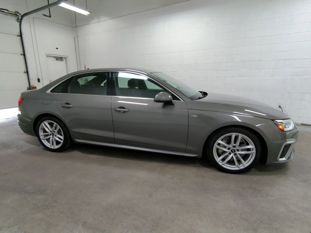 Vehicle image 2 of 22