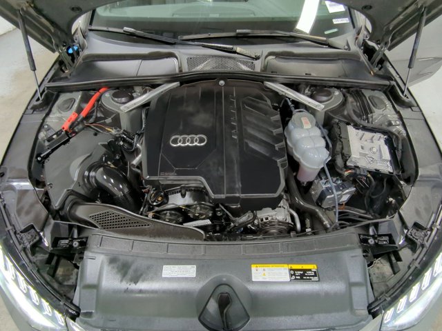 Vehicle image 21 of 22