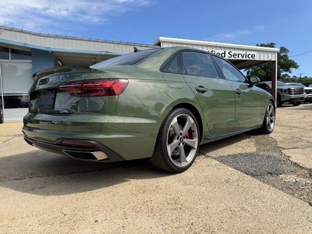 Vehicle image 9 of 39