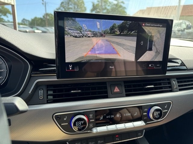 Vehicle image 23 of 39