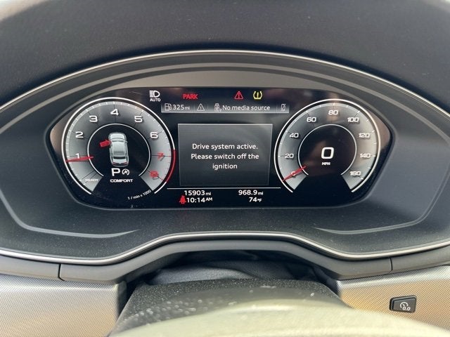 Vehicle image 25 of 39