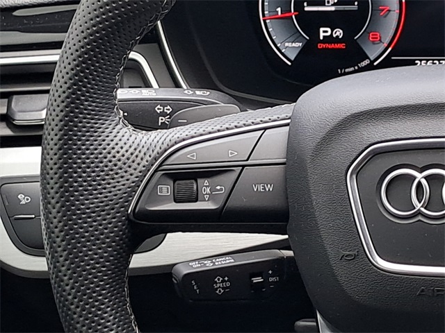 Vehicle image 27 of 28