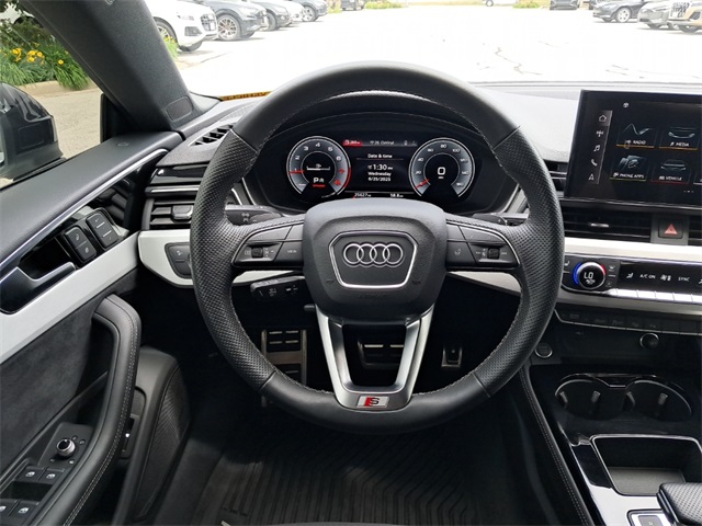 Vehicle image 13 of 28
