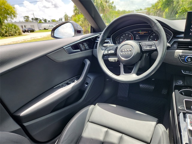 Vehicle image 16 of 33